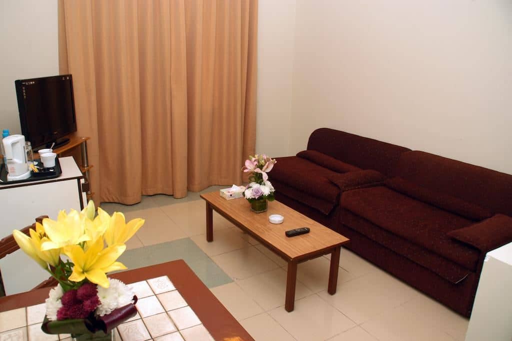 rooms-deluxe-room