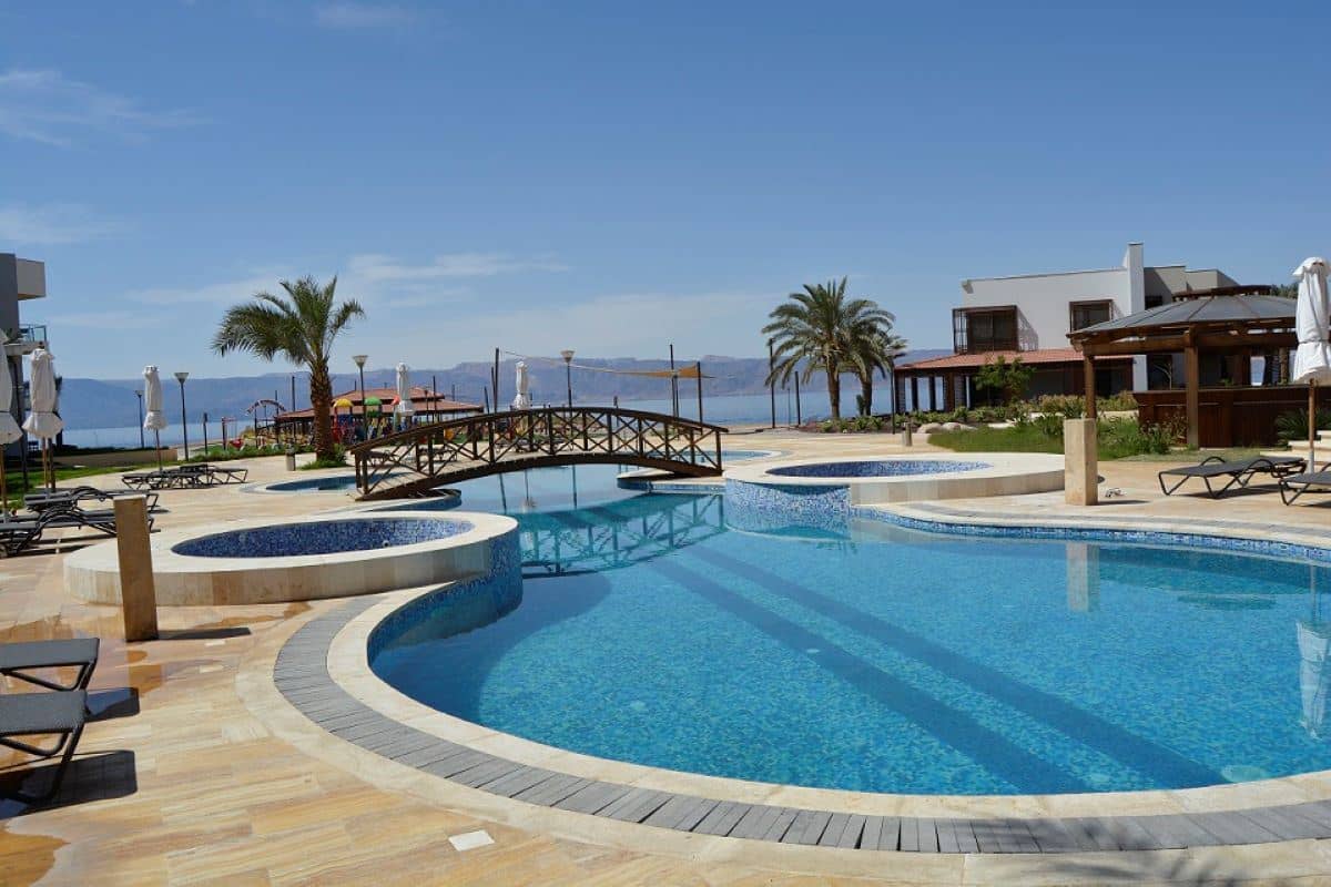 pools-outdoor-pool