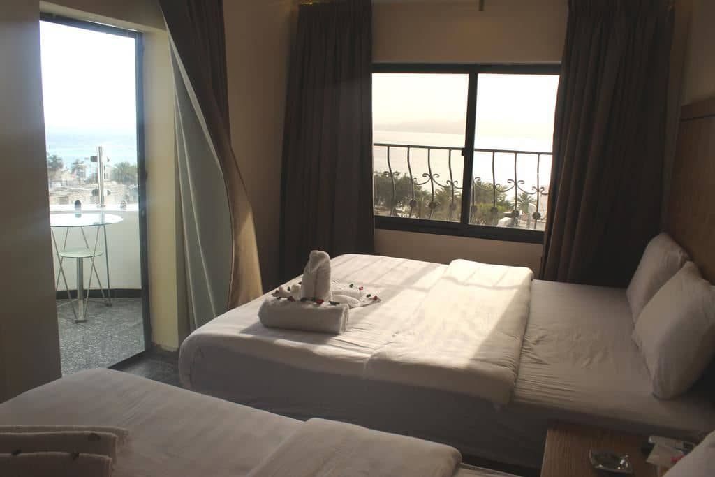 rooms-standard-room