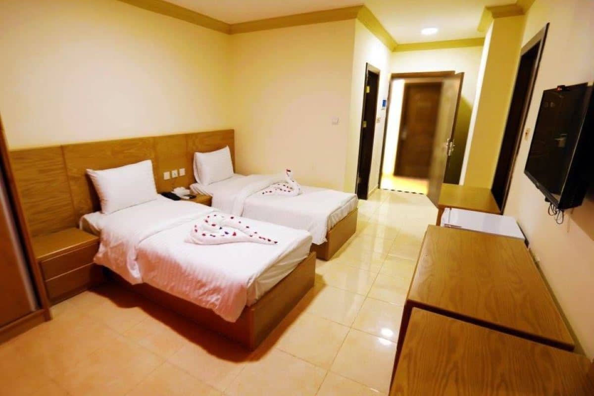rooms-standard-room