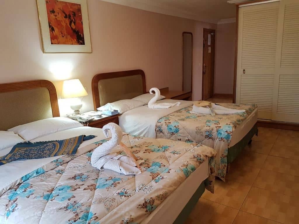 rooms-standard-room