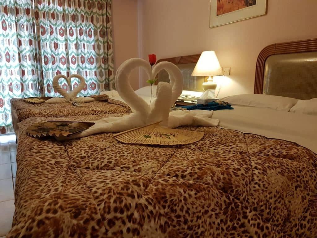 rooms-standard-room