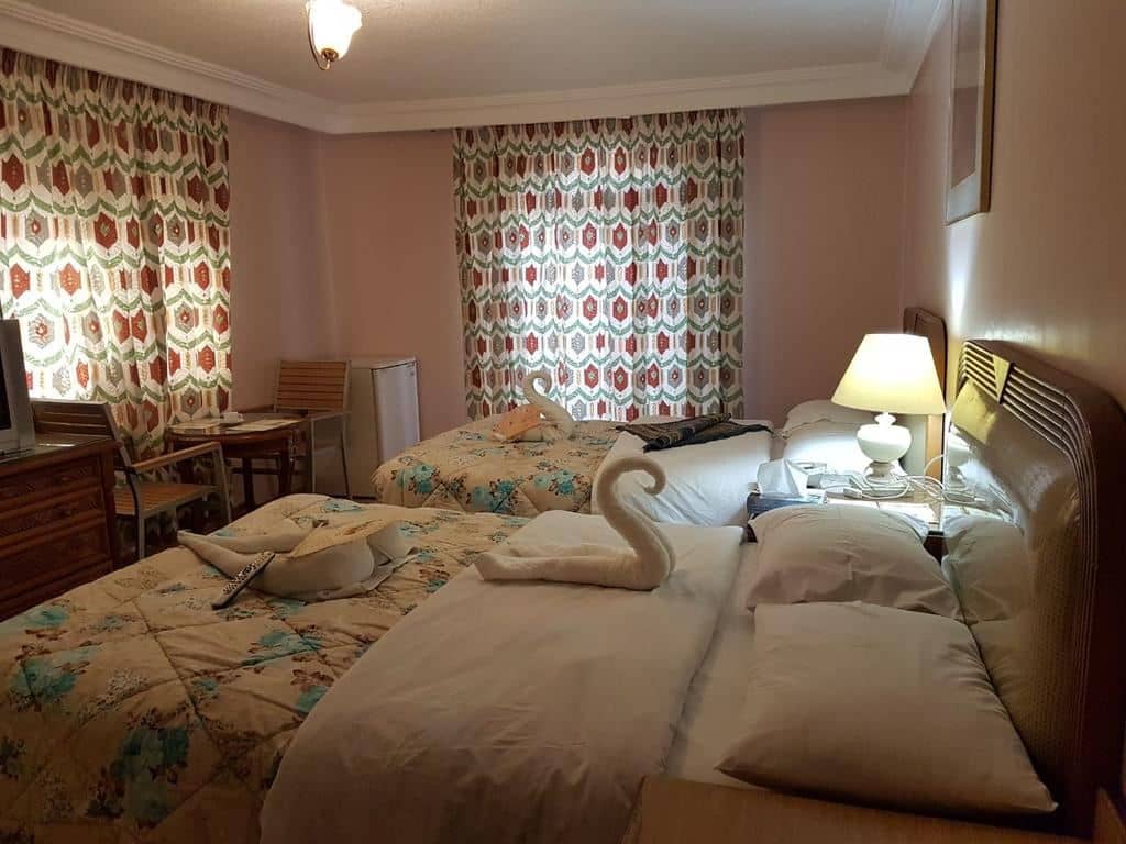 rooms-standard-room