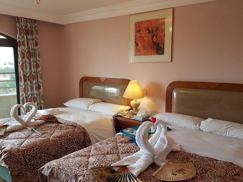 rooms-standard-room