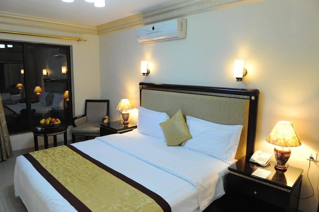 rooms-room-standard