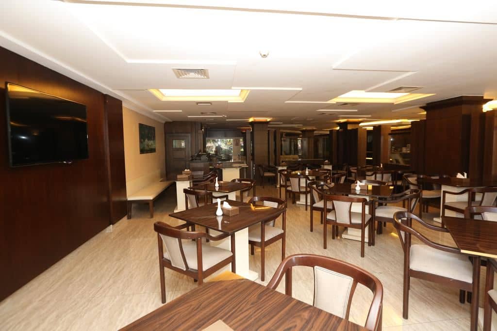 restaurants-main-restaurant