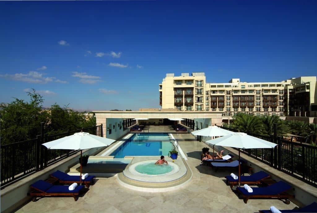 pools-outdoor-pool