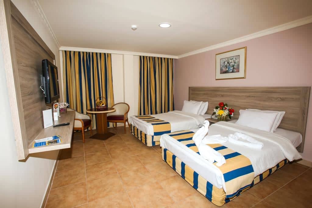 rooms-standard-room