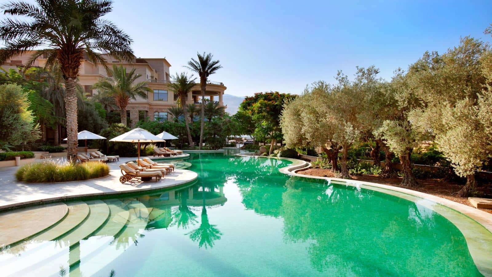 pools-outdoor-pool