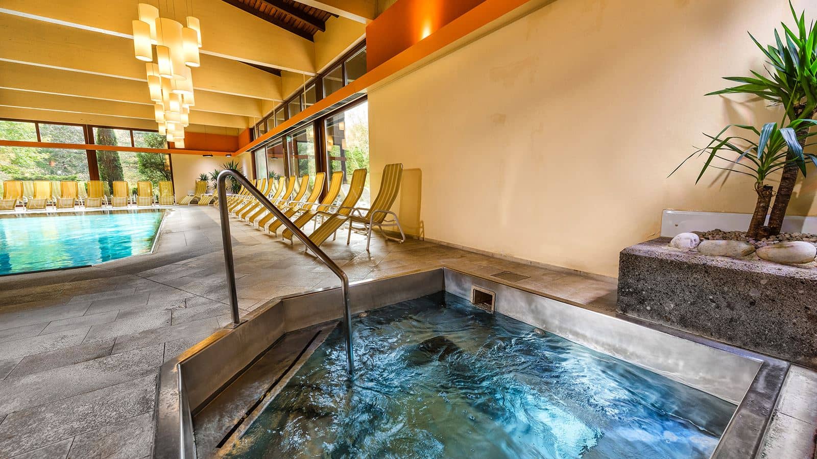 pools-indoor-pool