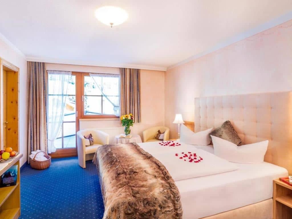 rooms-double-room-enzian