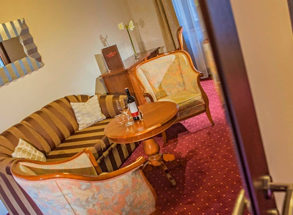 rooms-suite