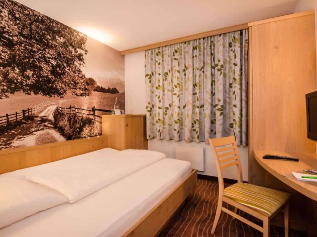 rooms-single-room