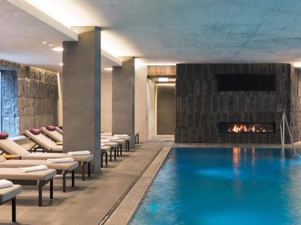 pools-indoor-pool