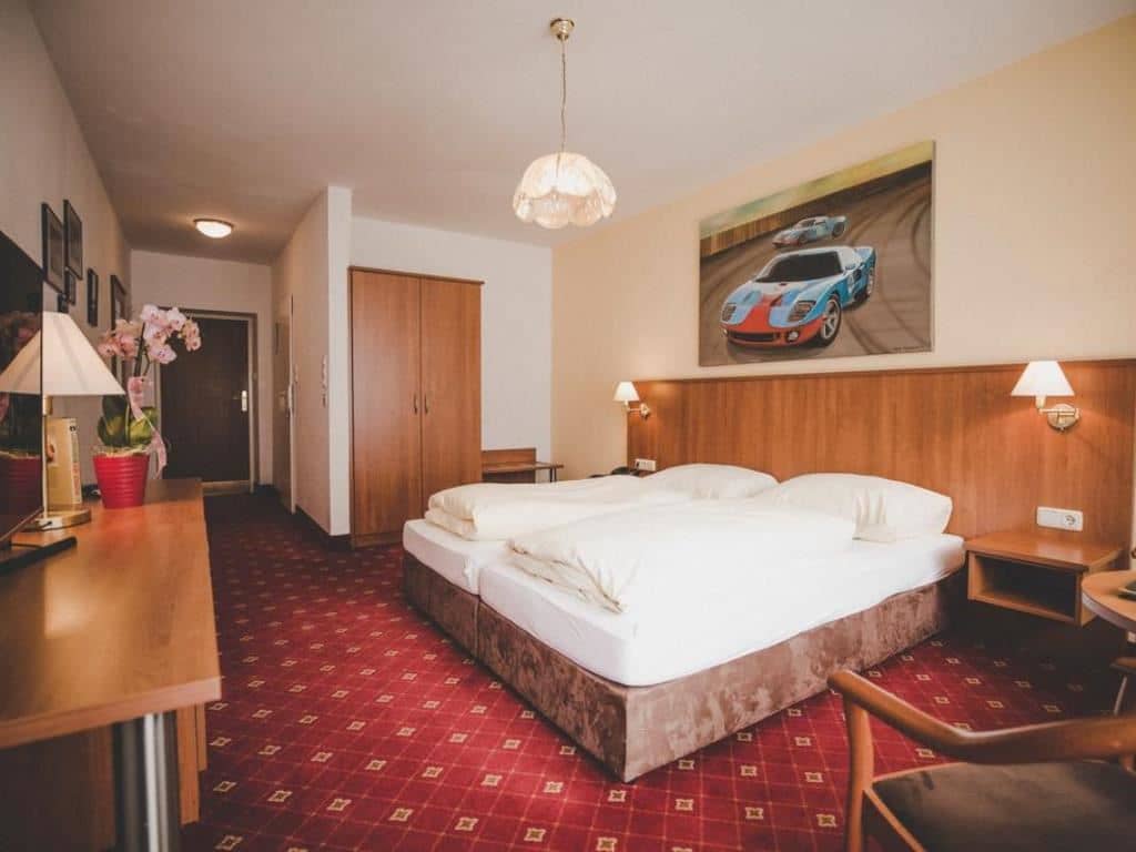 rooms-double-panorama-room-2-pax-with-balcony-or-terrace