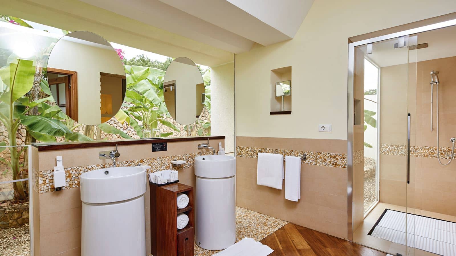 rooms-villa