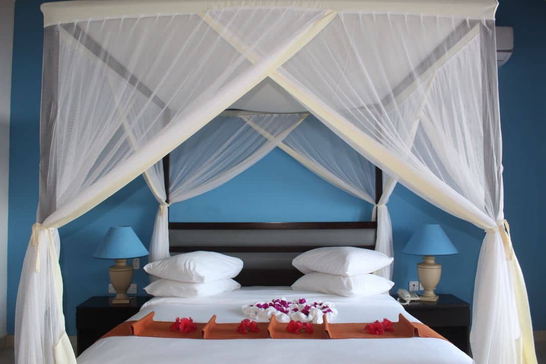 rooms-deluxe-ocean-room