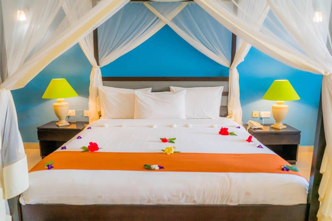 rooms-superior-pool-view-room