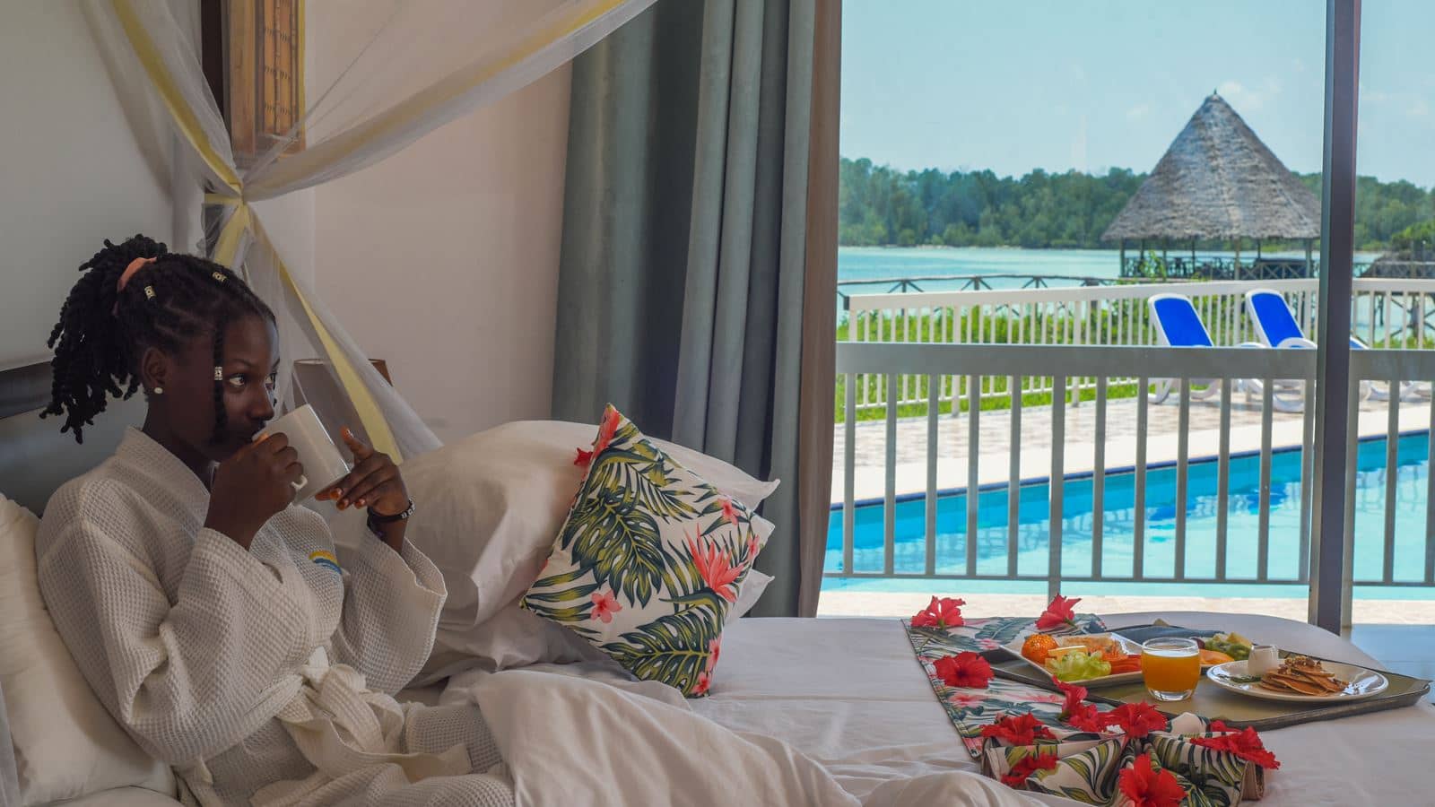 rooms-superior-pool-view-room