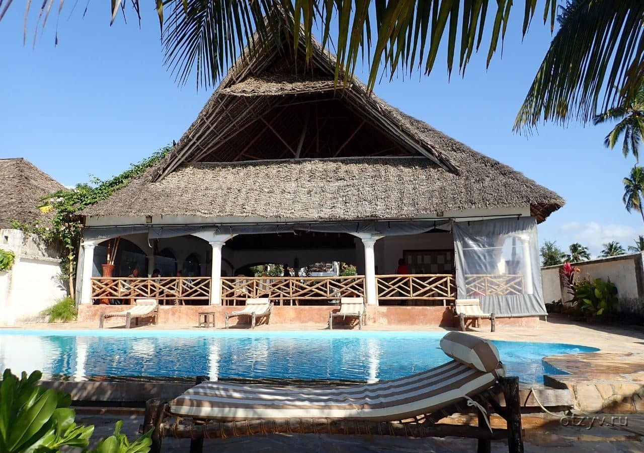 pools-outdoor-pool