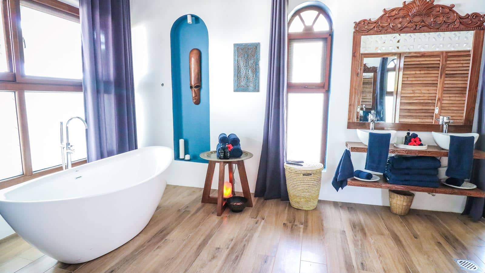 rooms-luxury-suite