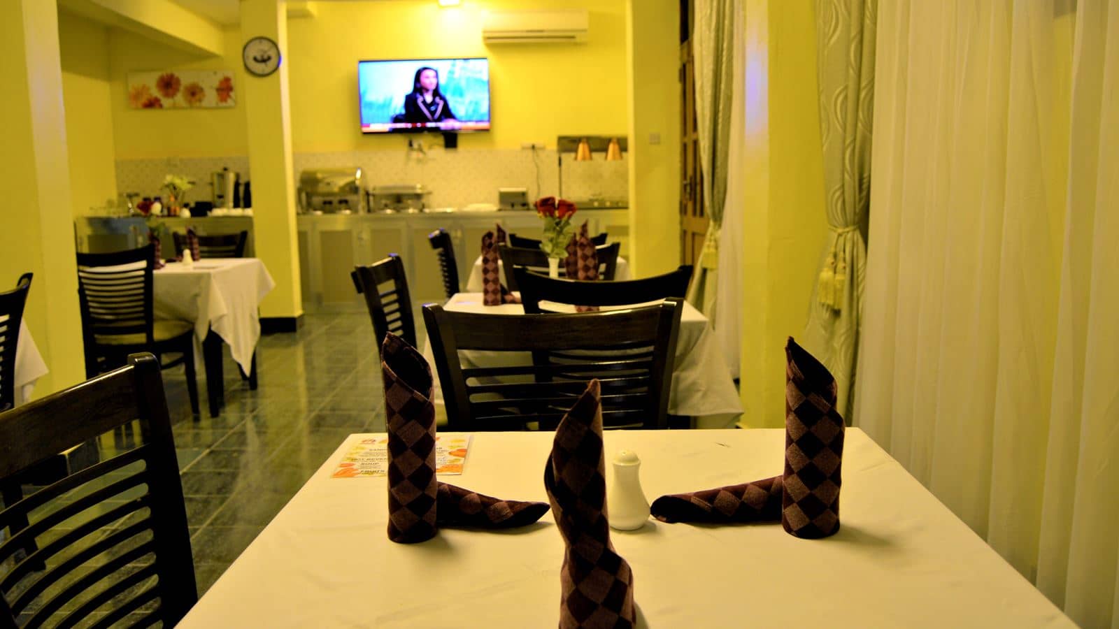 restaurants-restaurants