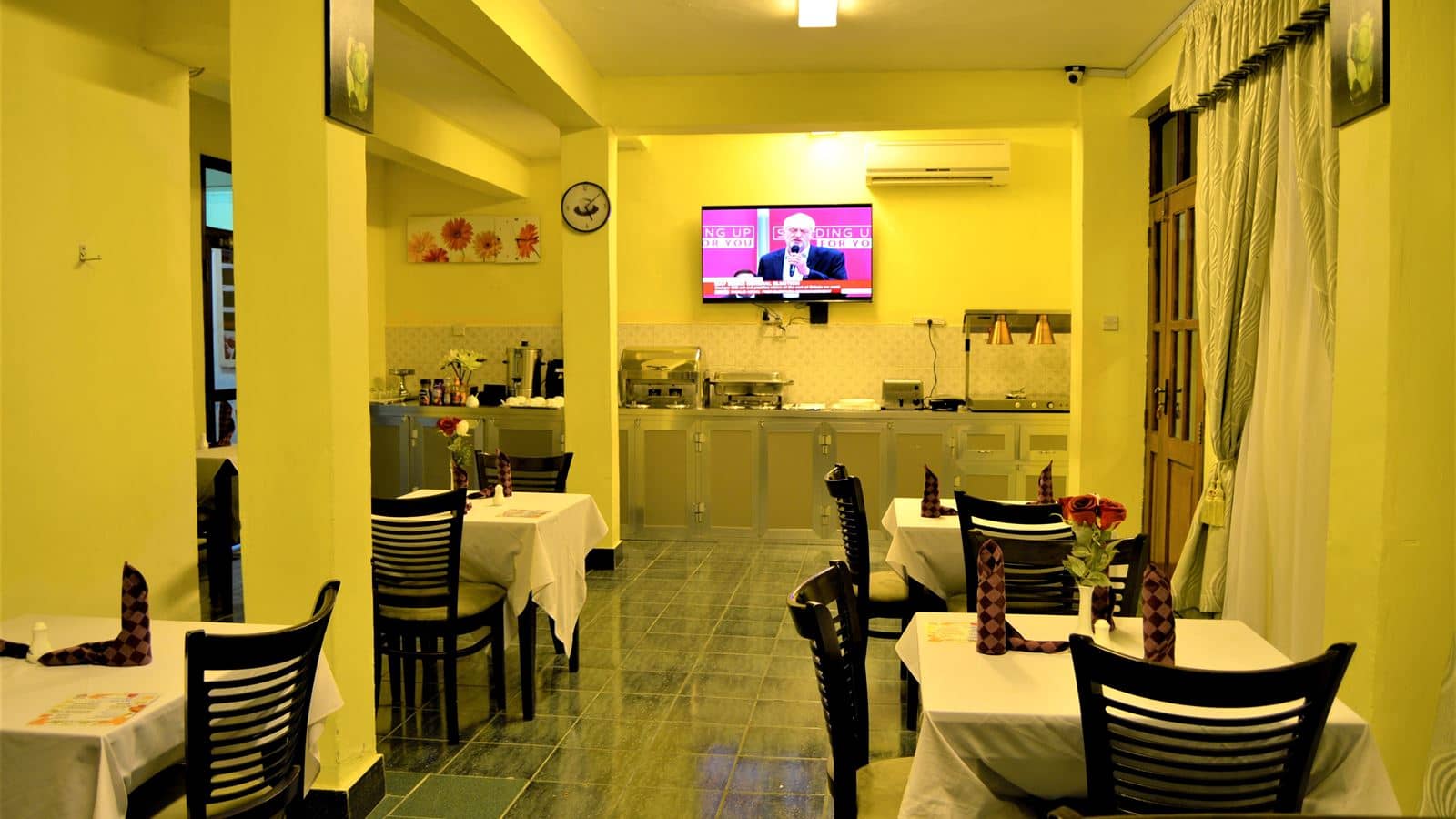 restaurants-restaurants