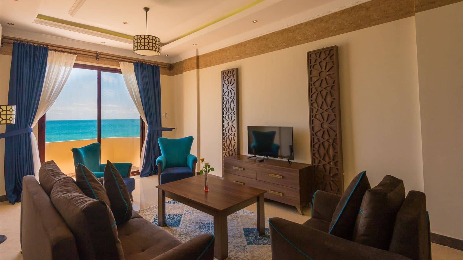 rooms-double-single-use-ocean-front-two-bedrooms