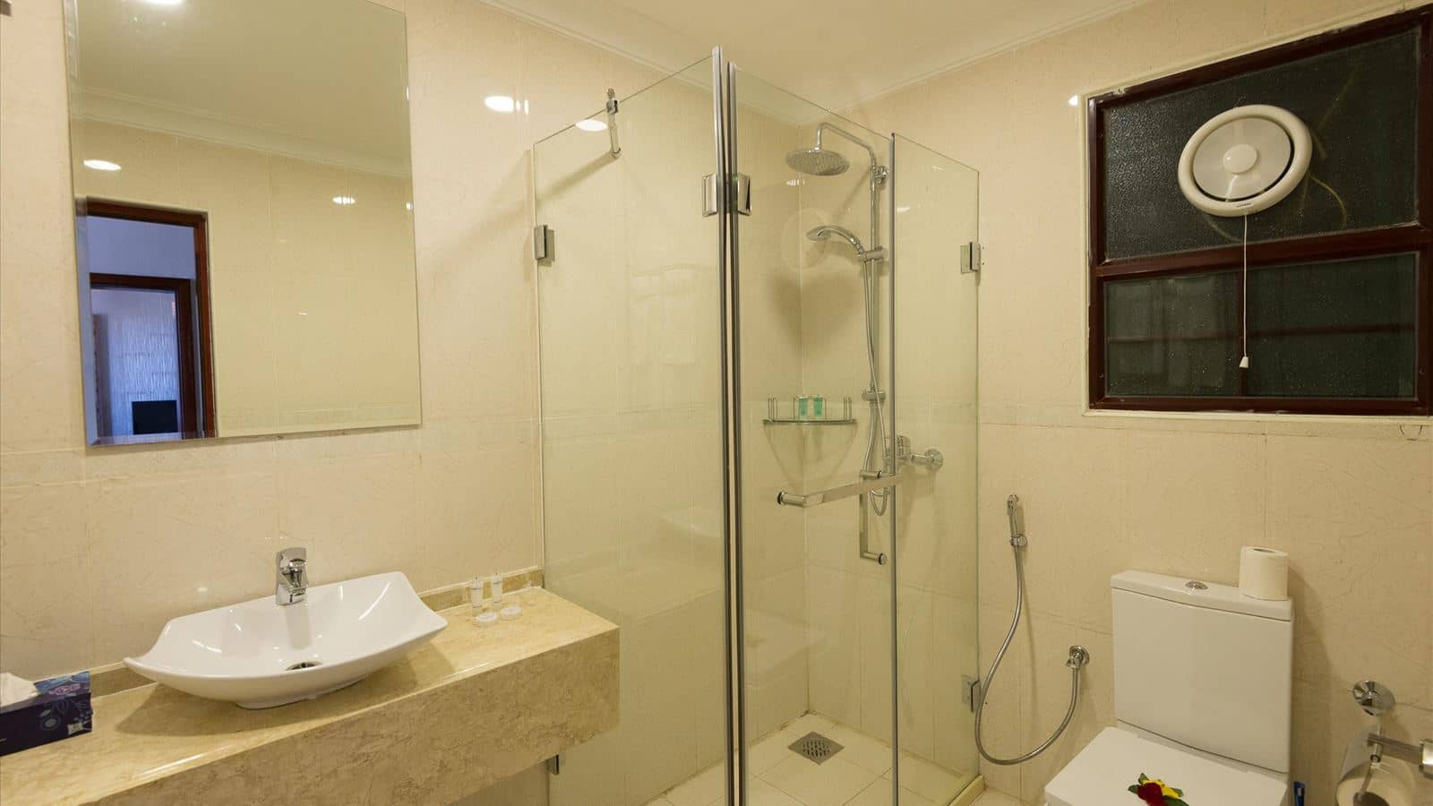 rooms-double-single-use-city-view-one-bedroom