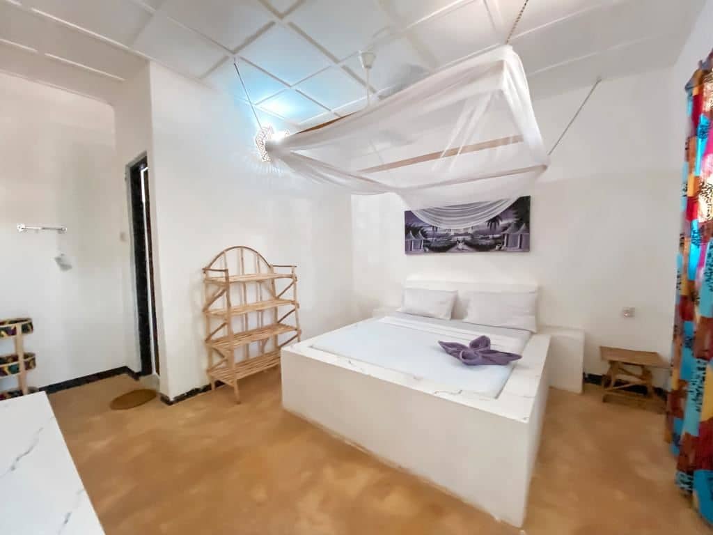 rooms-deluxe-room-non-ac