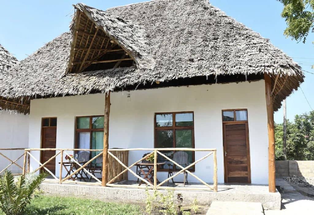 rooms-bungalow-room