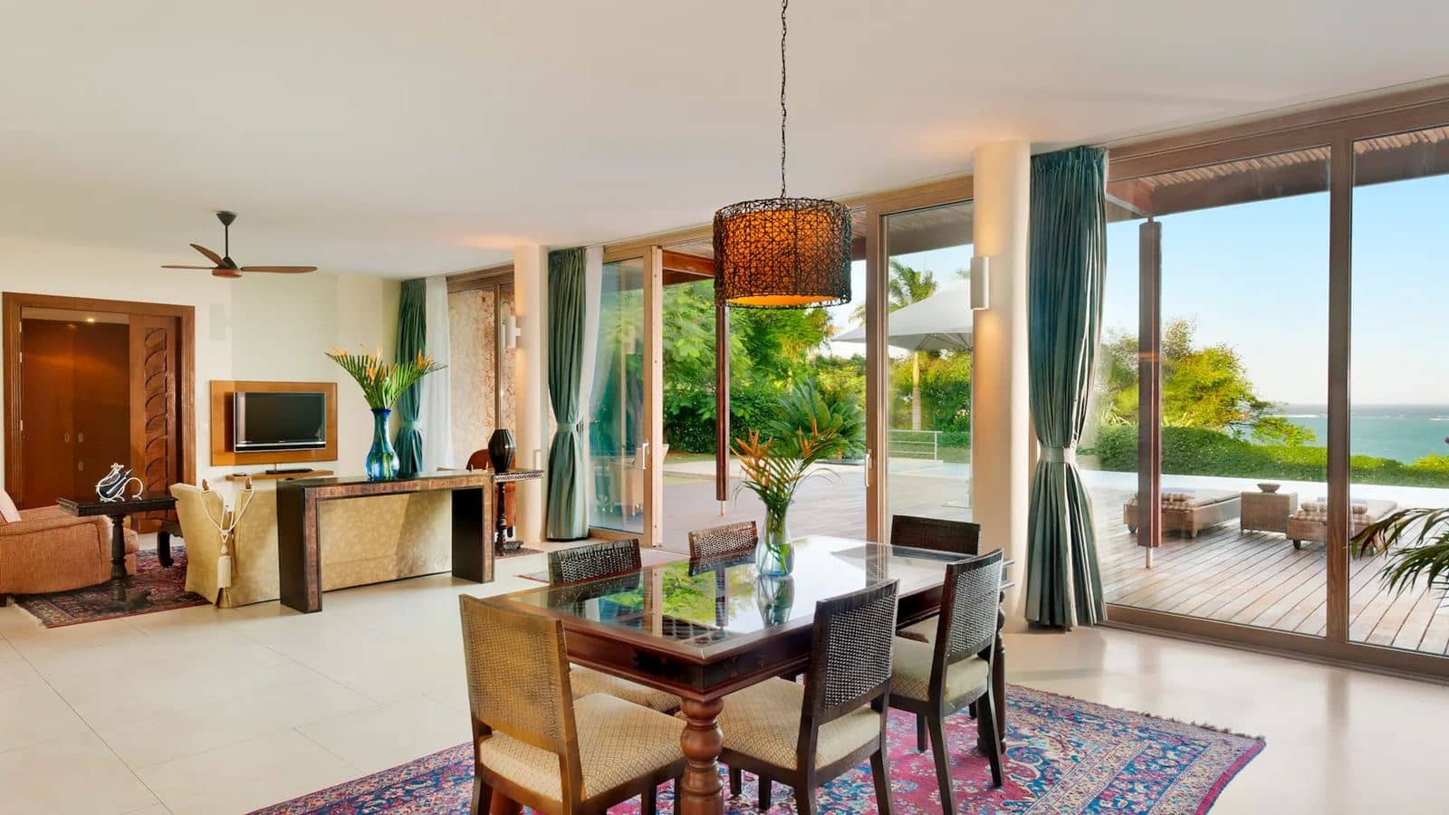 rooms-one-bedroom-villa