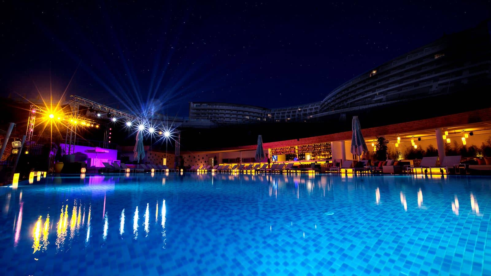 bars-mia-beach-bar