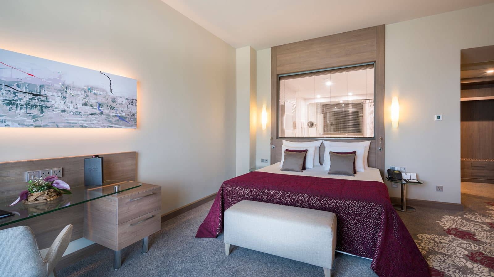 rooms-executive-suite