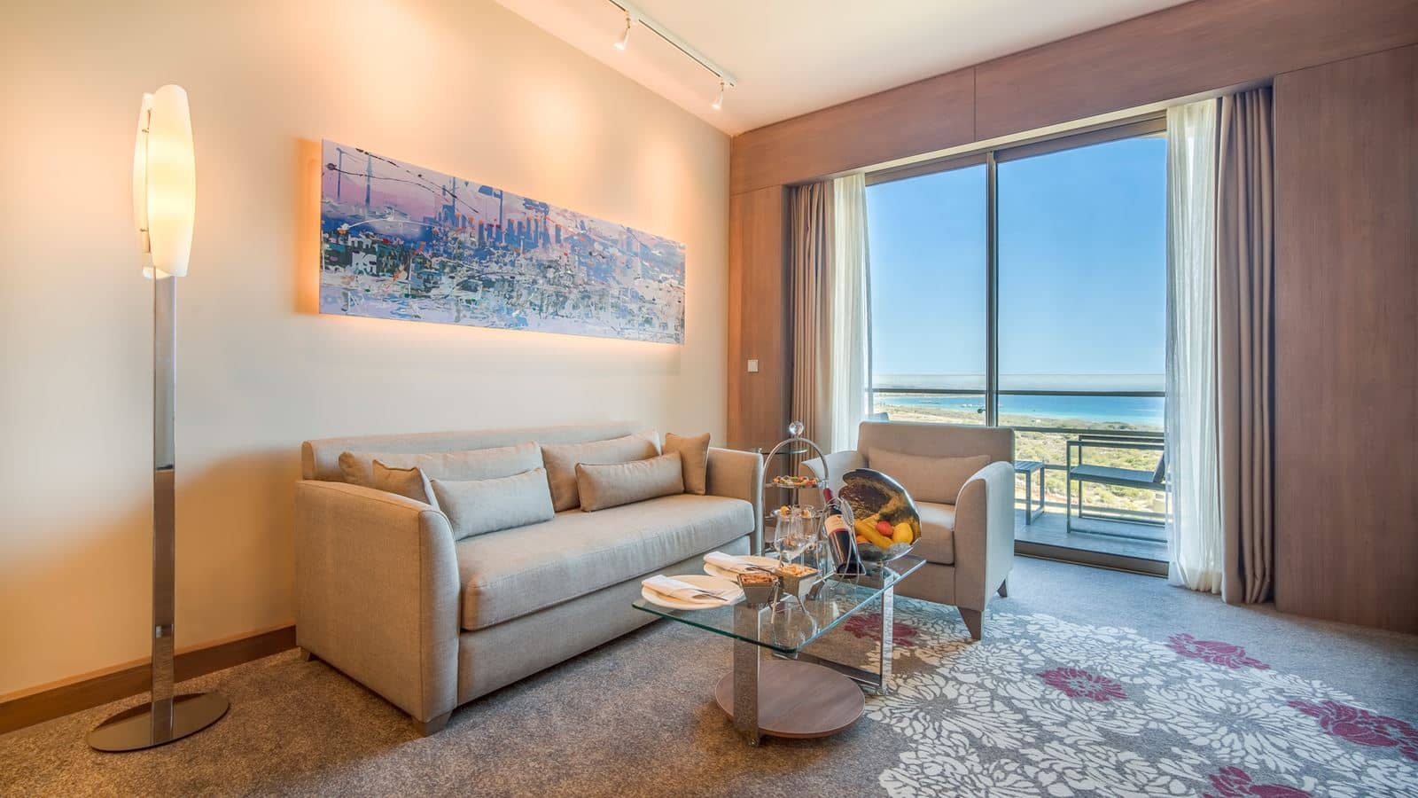 rooms-executive-suite