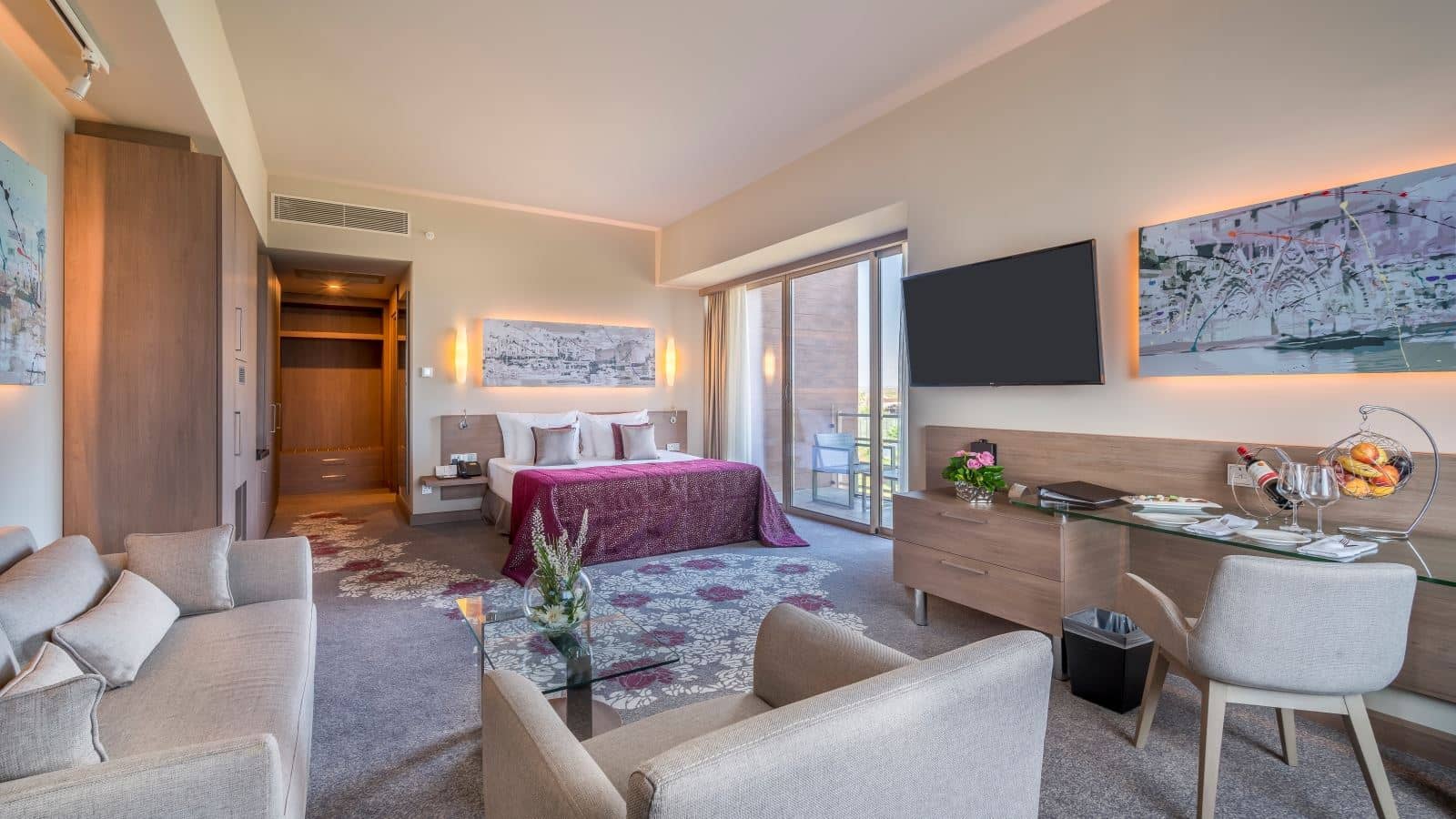 rooms-corner-suite