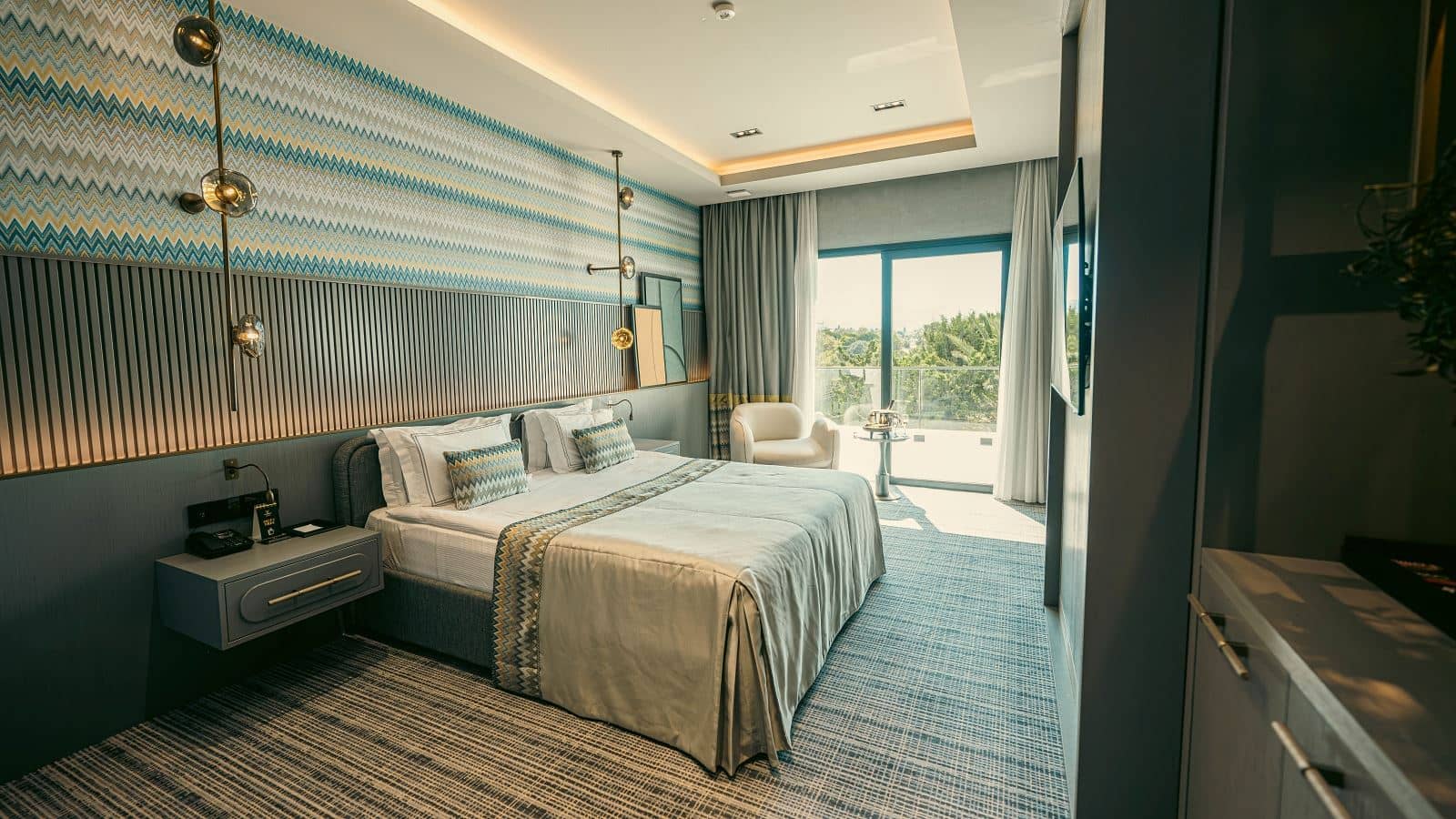 rooms-deluxe-deniz-manzarali-oda
