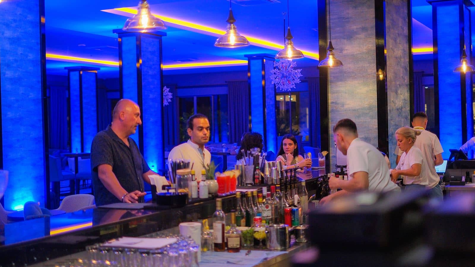 bars-blue-bar