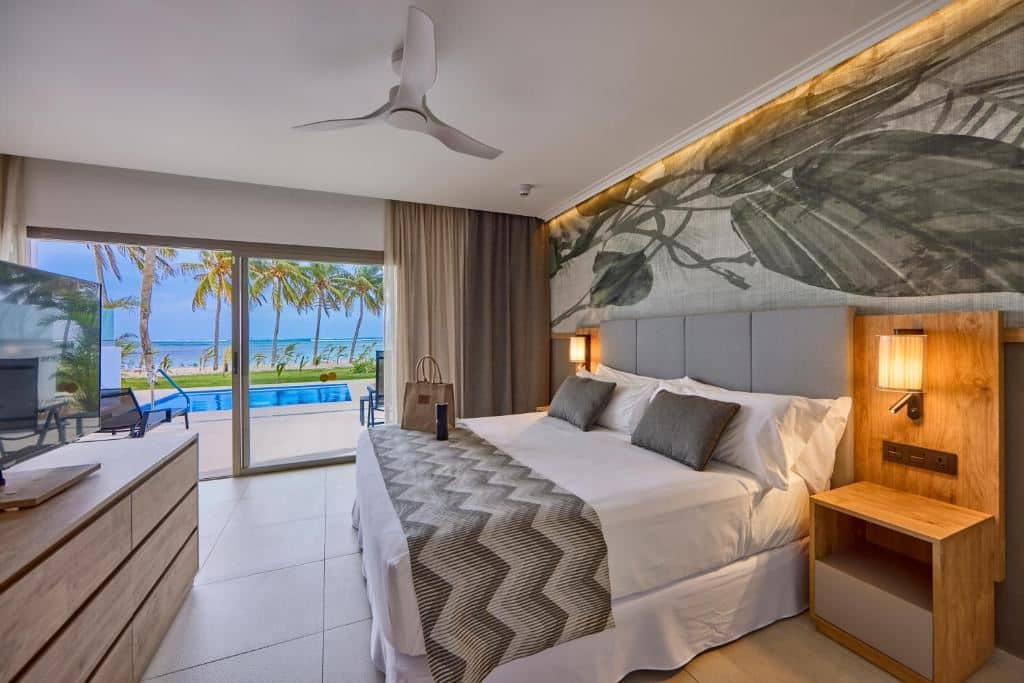 rooms-swim-up-suite-elite