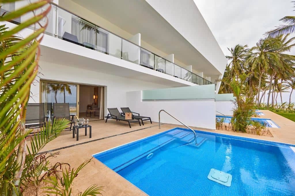 rooms-swim-up-suite-elite