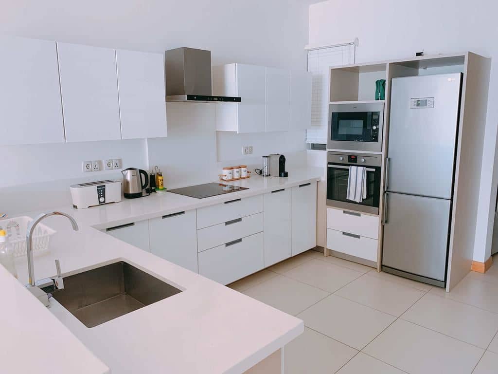 rooms-bedroom-deluxe-apartment