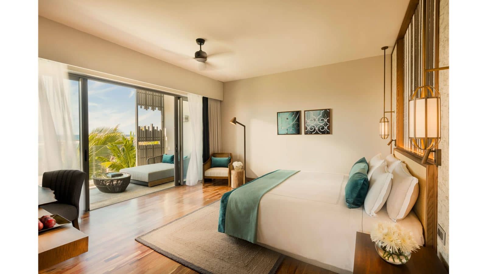 rooms-senior-ocean-suite