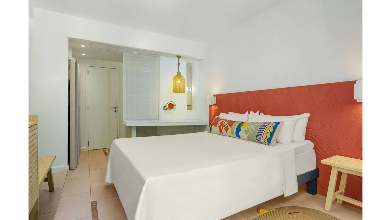 rooms-room-couple