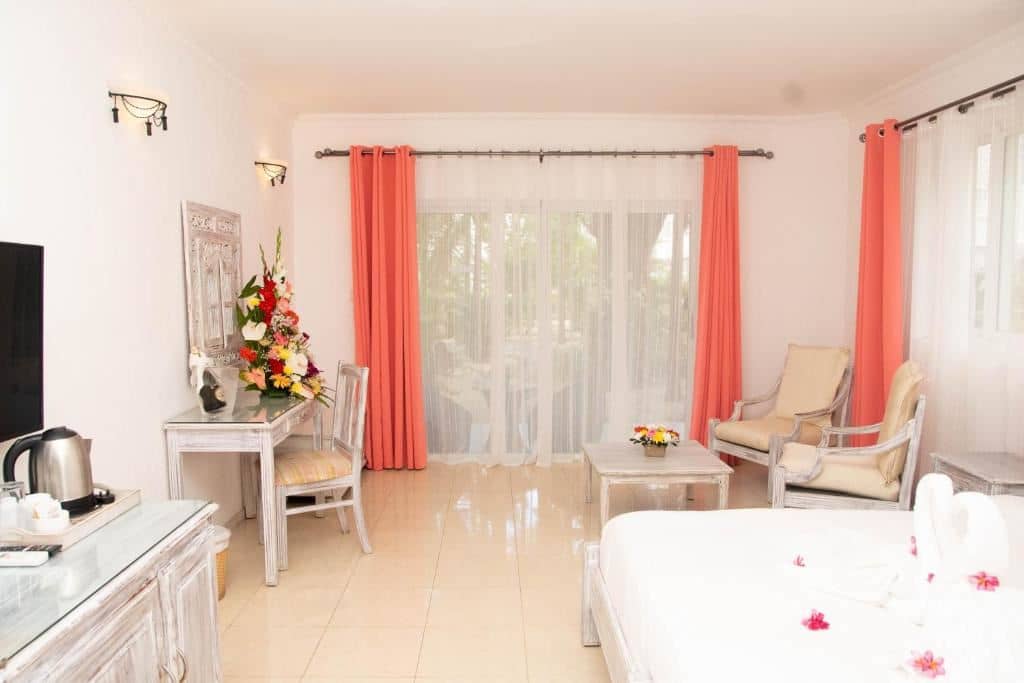 rooms-superior-room