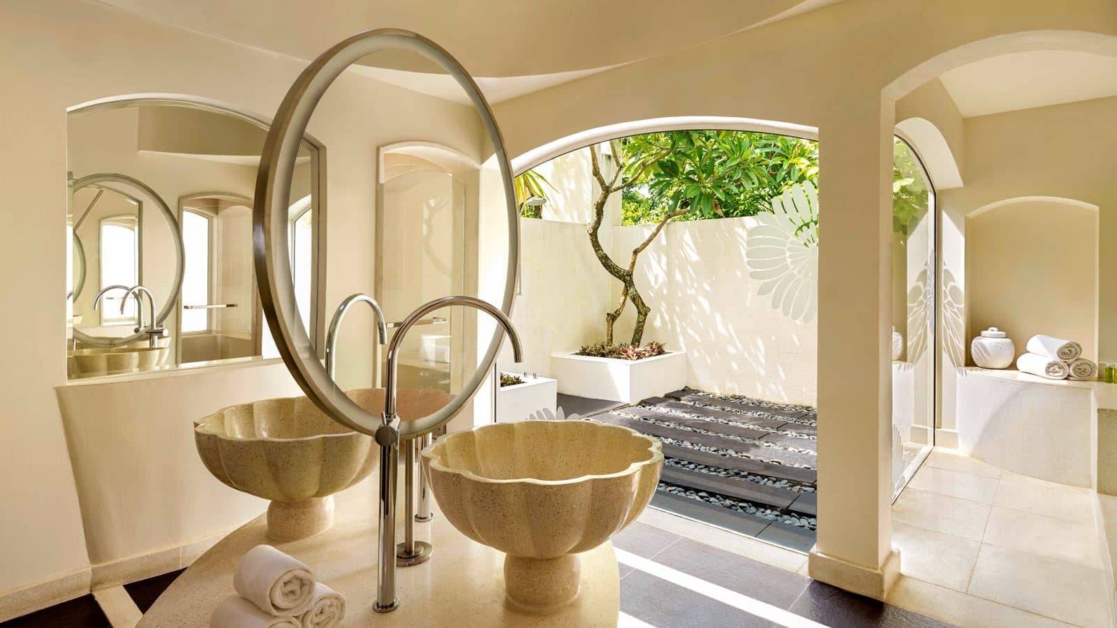 rooms-so-vip-beach-villa