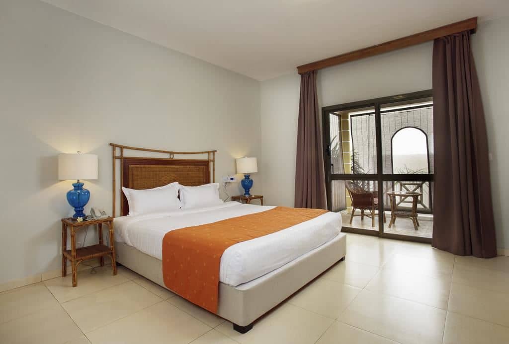 rooms-superior-room