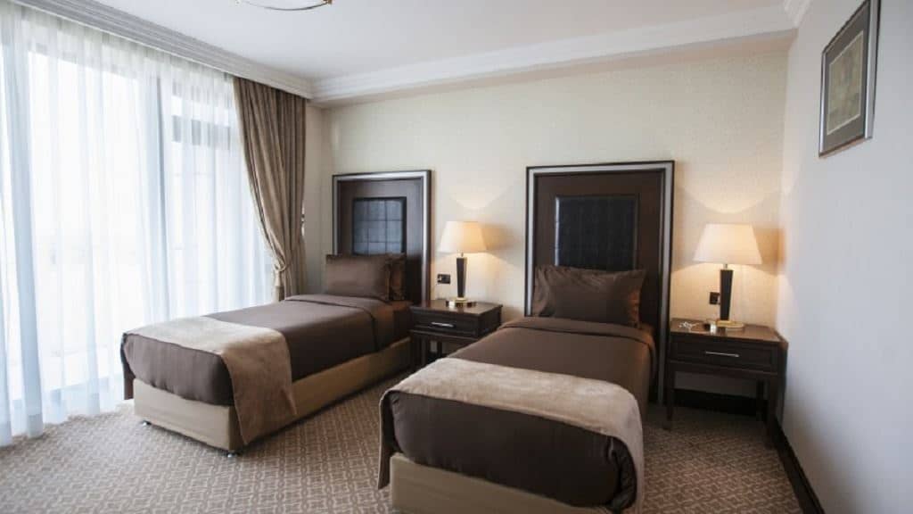 rooms-king-suite
