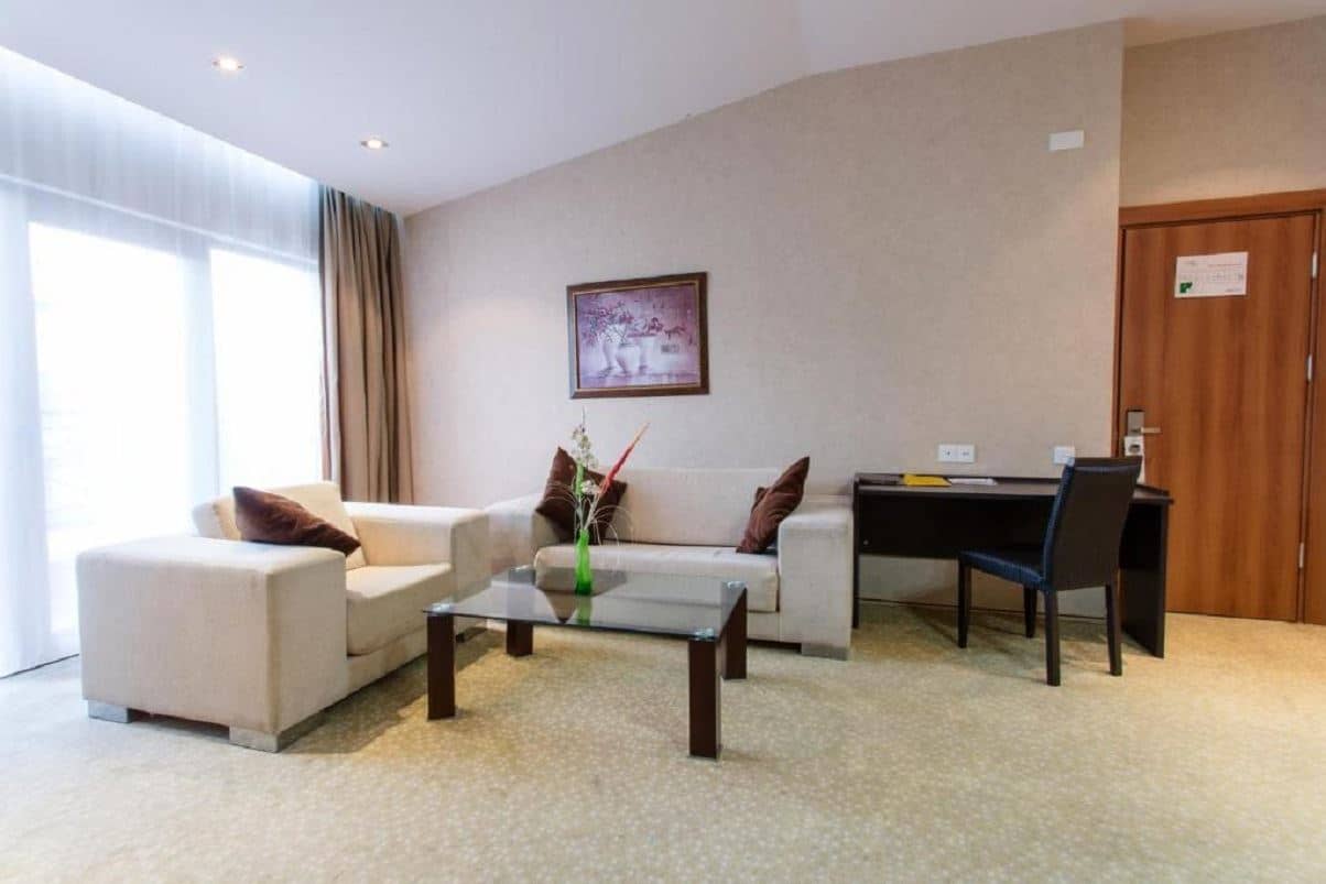 rooms-suite