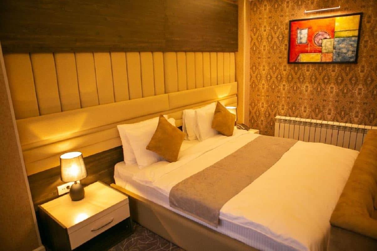 rooms-standard-room