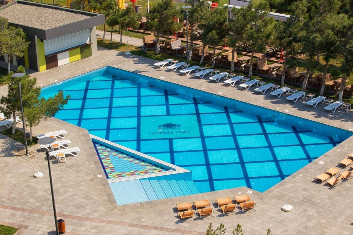 pools-outdoor-pool